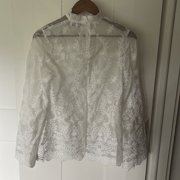 Snap Luxe Sheer White Lace Top - Picture 5 of 5